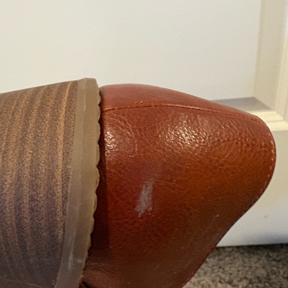 Universal Thread Open Booties with Block Heel - image 6